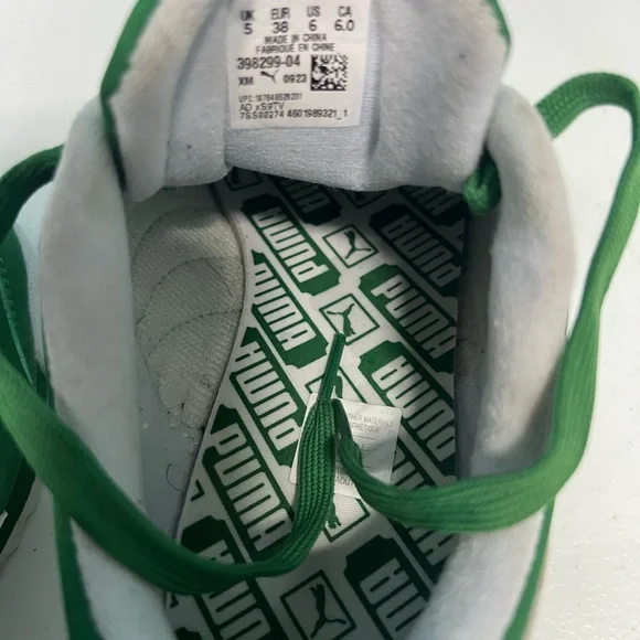 Puma Roma Sneakers in Green and White. Men's size 6 or women's size 8 - Picture 7 of 7